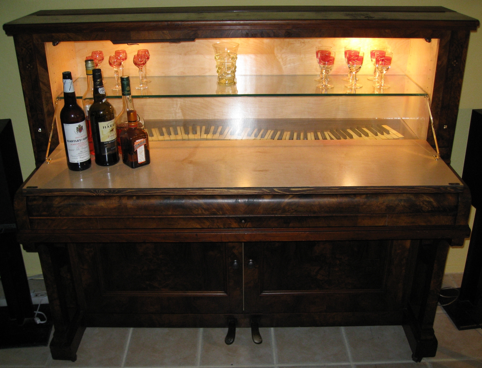 钢琴/酒吧内阁由Michael Meyer在CustomMade.com细木工德赢与ac米兰手机