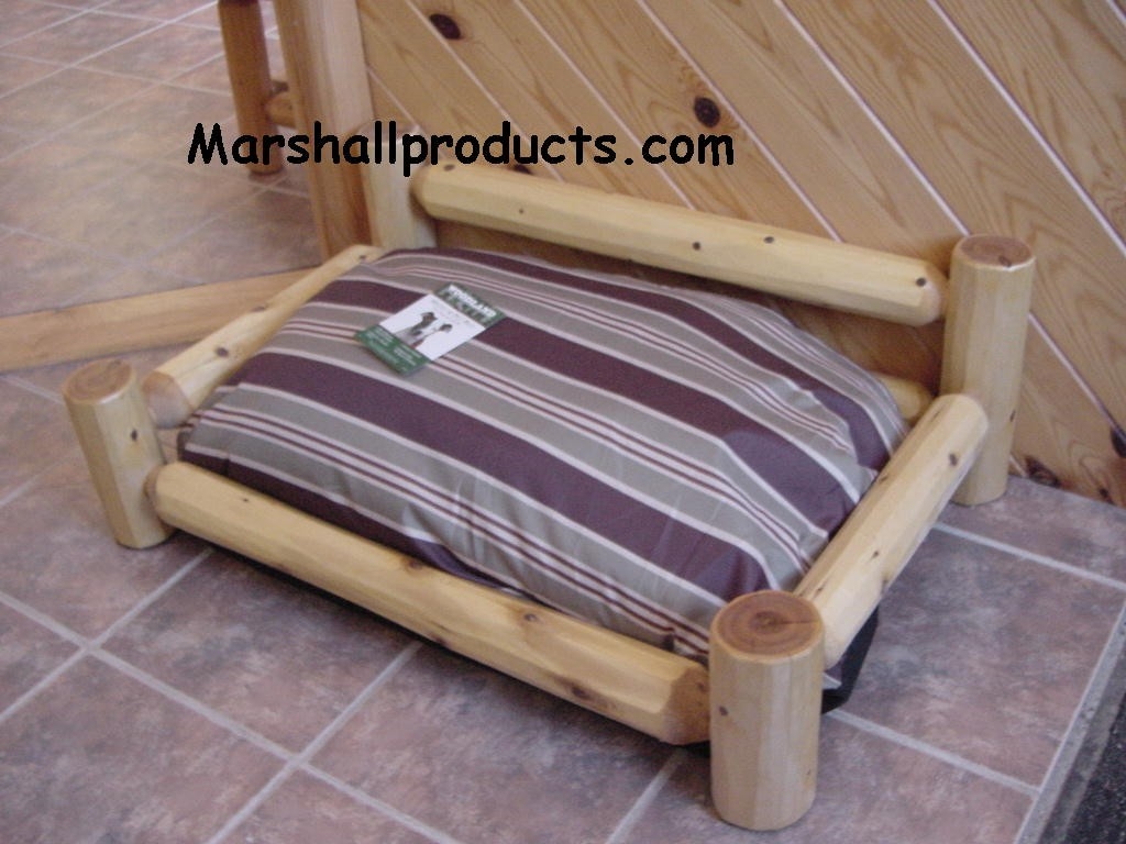 乡村原木的狗床通过马歇尔产品在CustomMade.com德赢与ac米兰手机